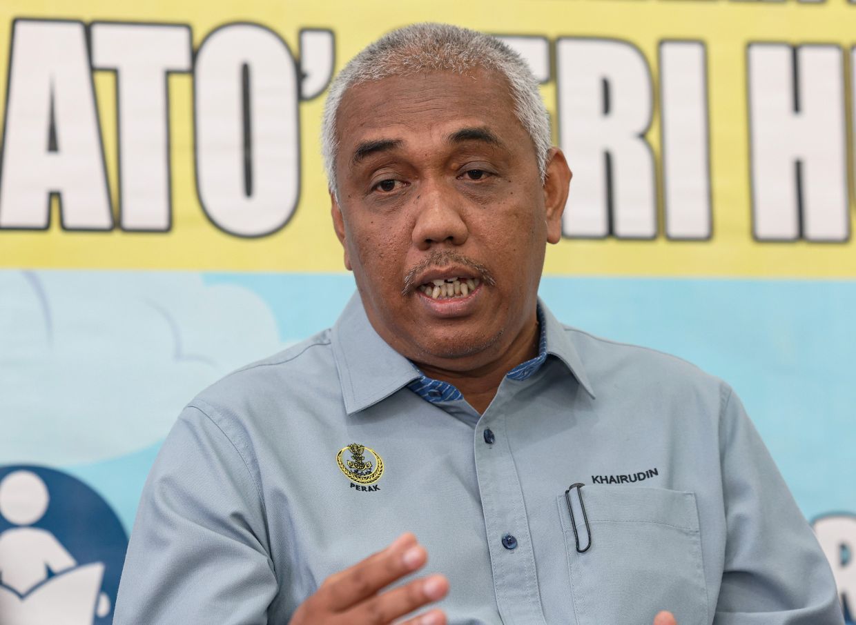 More than 1,200 students in Perak at risk of dropping out, says exco