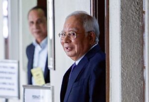 Najib gagal masuk bukti tambahan Titah Adendum