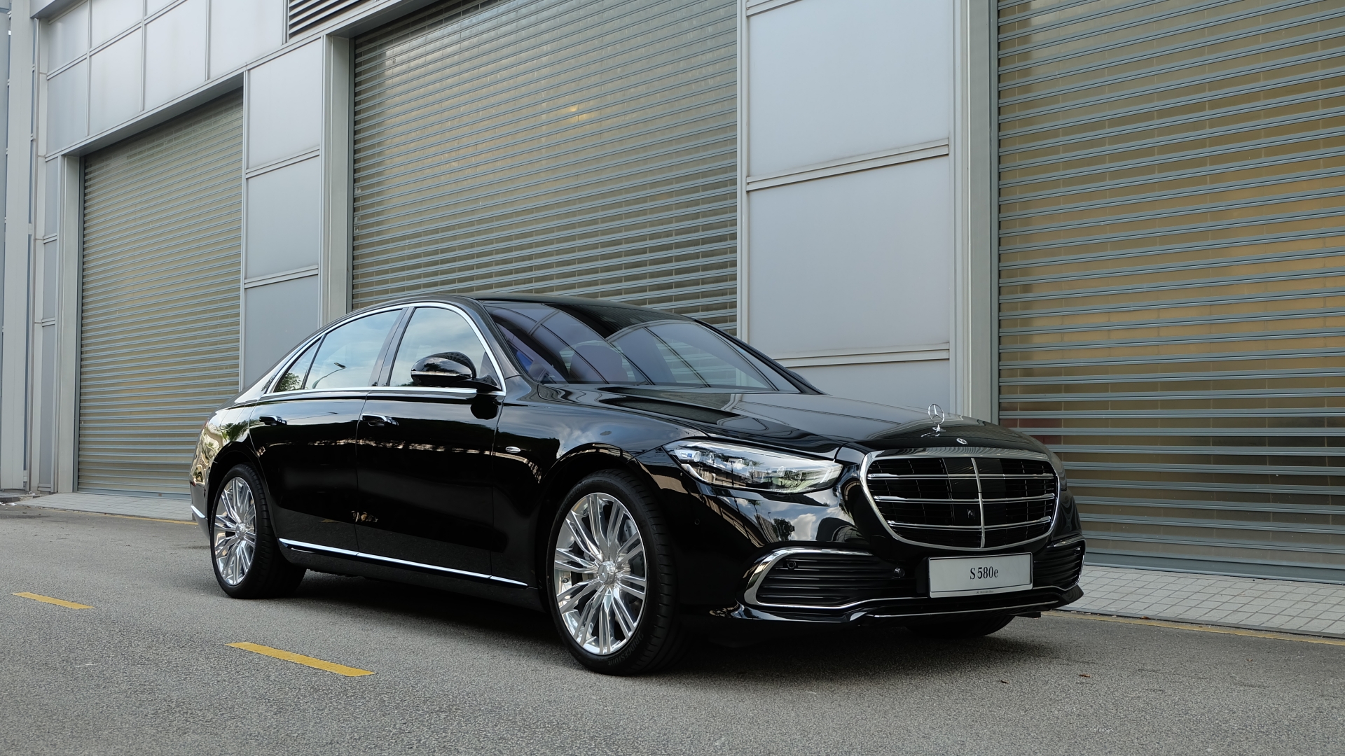 Mercedes-Benz S580e