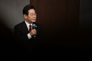 North Korea close to developing ICBM that can hit US with nuclear weapon, South Korea's Lee says