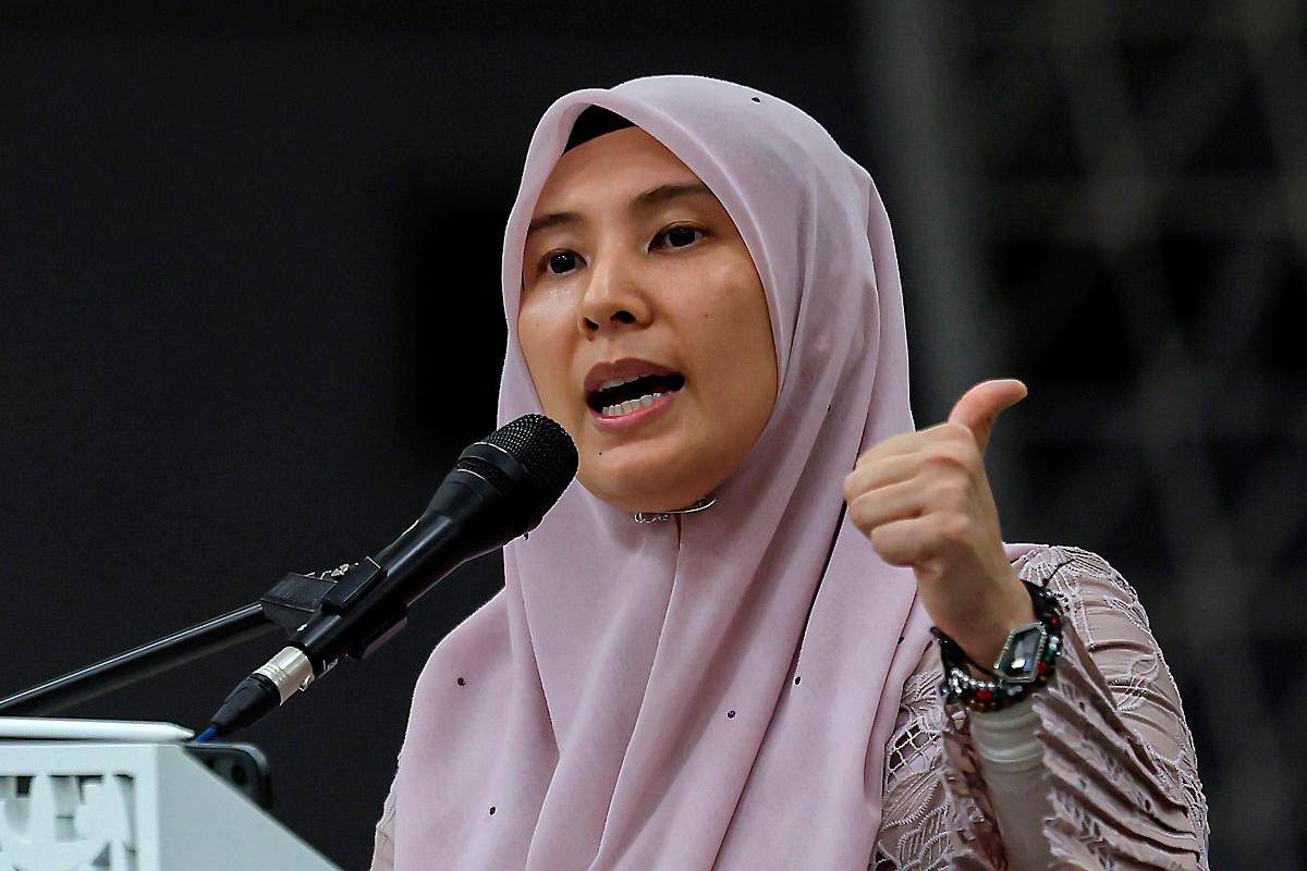 Nurul Izzah urges PKR reps to donate RM100 SARA aid to needy