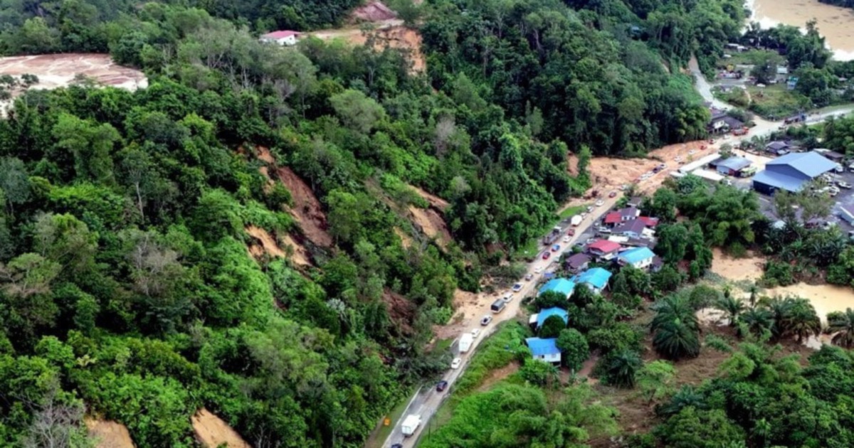 Over 1,000 high-risk slopes nationwide could collapse at any time
