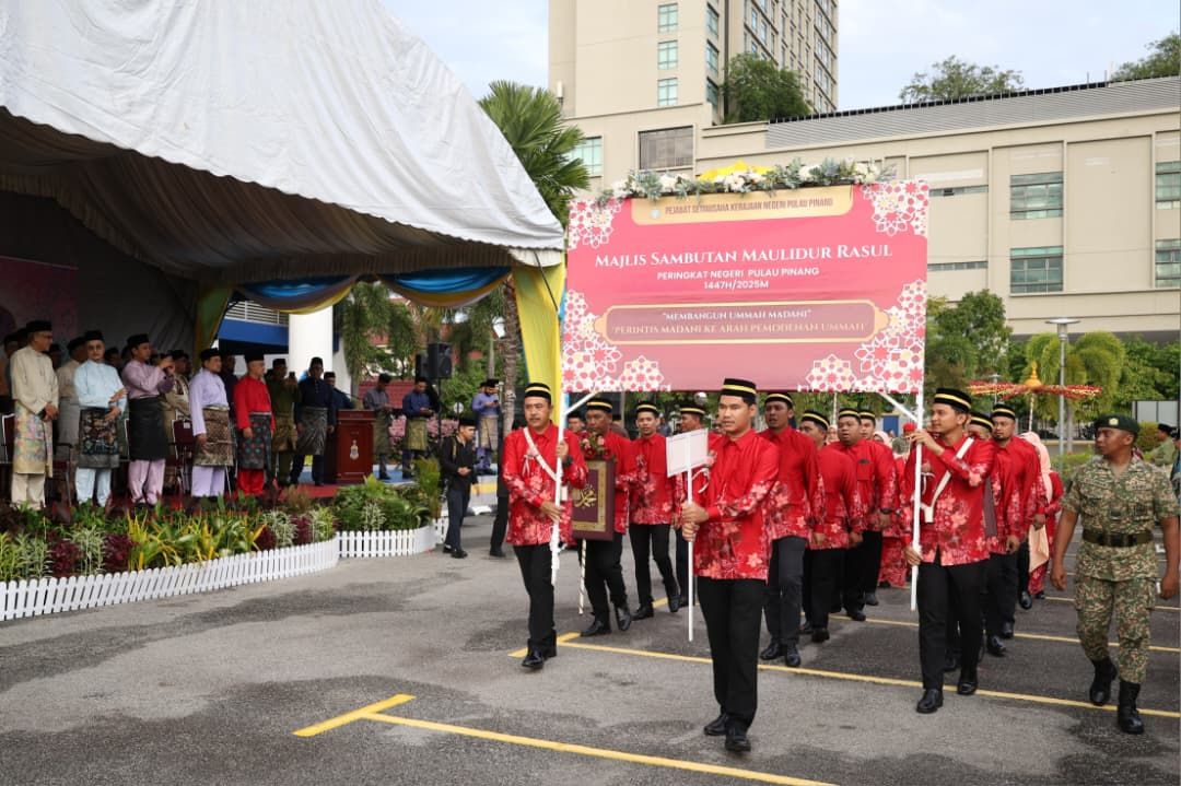 Over 2,000 take part in Maulidur Rasul celebration in Penang