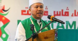 PAS ulama chief defends links with Waytha, Ramasamy