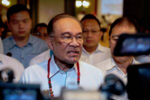 PM Anwar assures Bintulu LNG exports unaffected by security threat