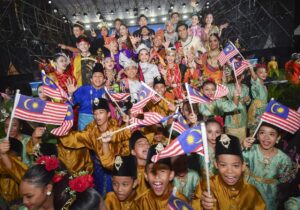 PM: Malaysia's economy should be empowered alongside culture, art and values