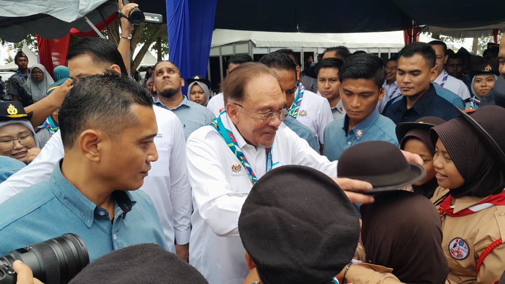 PM umum peruntukan khas RM100,000 untuk perkhemahan pengangkap 