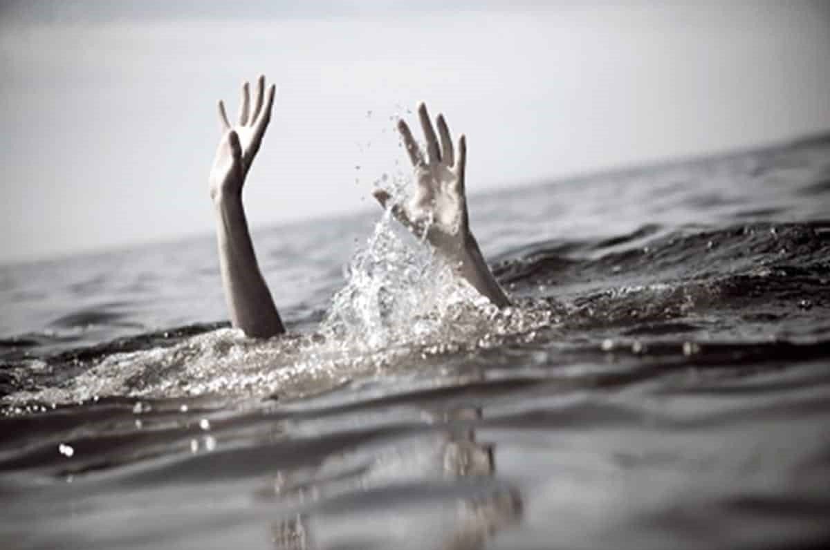 Parents of siblings who drowned in Sungai Linggi held by police