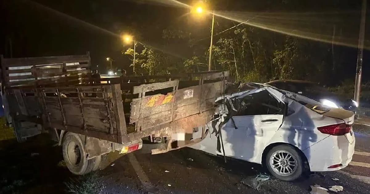 Passenger’s head severed after car crashes into lorry