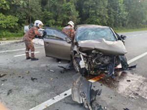 Pengurus pasar raya maut ketika ke tempat kerja