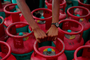 Perak KPDN seizes 102 subsidised LPG cylinders in Op Gasak raid