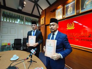 Perarakan kereta berhias sempena Hari Keputeraan Sultan Kelantan