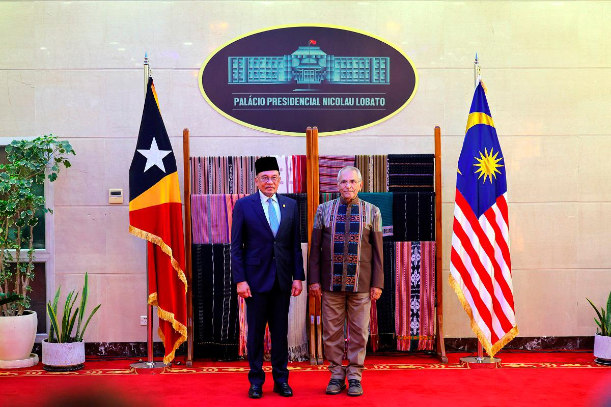 Persahabatan asas hubungan Malaysia-Timor-Leste, kata Anwar