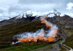 Pertunjukan bunga api di Himalaya cetus kemarahan aktivis