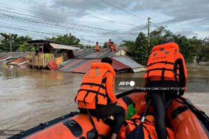 Philippines death toll rises to 11 as storm Bualoi bears down on Vietnam