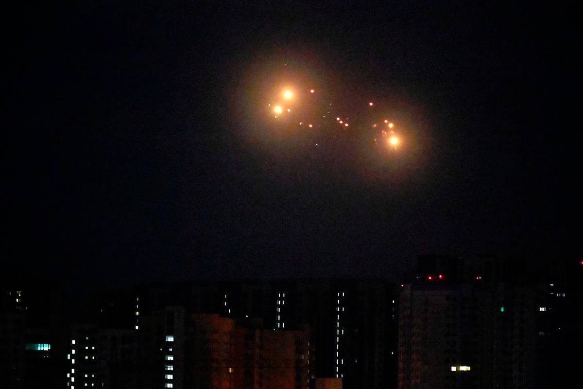Poland downs hostile objects in airspace during Russian Ukraine attack
