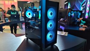 Predator Helios 7000 Dan Acer Nitro 70 Dikemaskini Dengan Komponen AMD, Intel Dan NVIDIA Terbaru