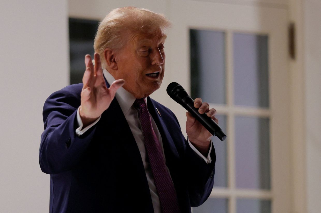 Protest against impending Trump visit ends without incident