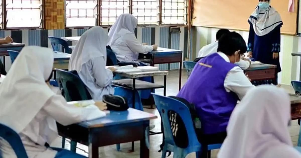 Putting history at the centre — in schools, government and business