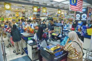 RM100 Sara aid: Govt won't tolerate traders who hike prices of goods, says Amir Hamzah