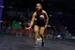 Rachel Arnold and Aira Azman advance to Egyptian Open second round