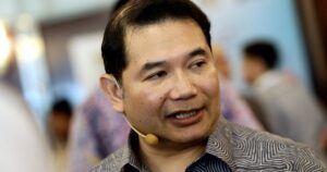 Rafizi urges end to lavish receptions for ministers in civil service