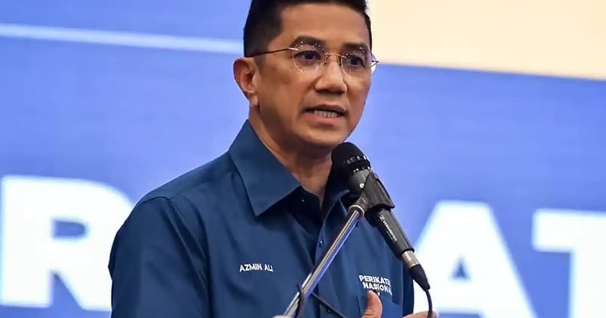 Resign as S’gor PN chief? Not true, says Azmin