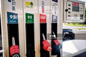 Russia extends petrol export ban until end of 2025 amid refinery strikes