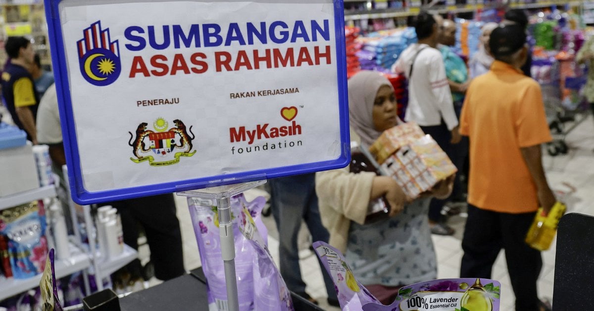 SARA boosts domestic economy, a boon for small retailers: MOF