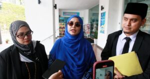 #SHOWBIZ: Raja Azura seeks to enforce 15-year-old alimony order