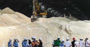 Scrap refined sugar import permits, Felda tells govt