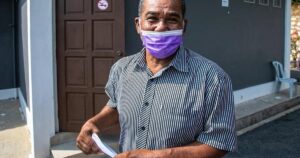 Senior citizen fined RM2,500 for pinching woman’s cheek at store