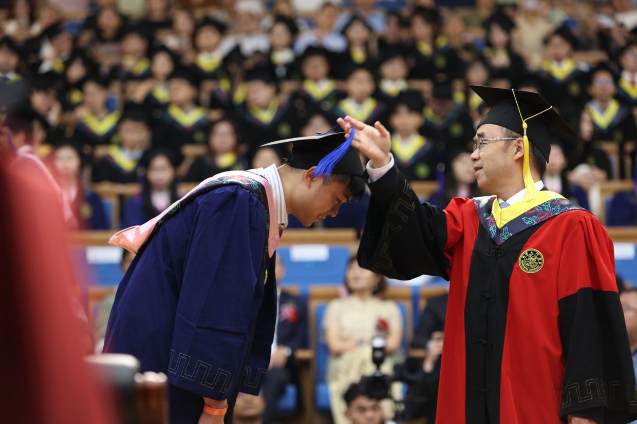 Shaping a new generation of global leaders