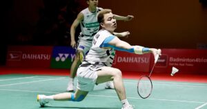 Shock first round exit for Aaron-Wooi Yik in Hong Kong