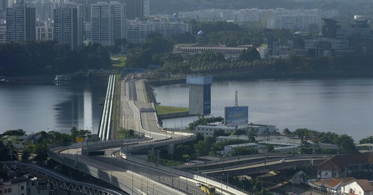 Singapore expands taxi services into Johor with US$60 rides
