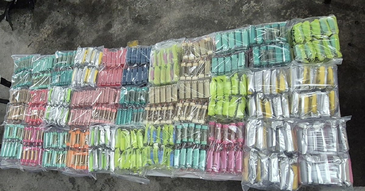 Singapore foils bid to smuggle over 1,000 vape devices in Malaysian car