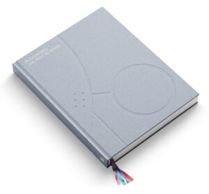 Sony Melancarkan Buku dan Kasut Edisi Khas Sempena Ulang Tahun PlayStation Ke-30