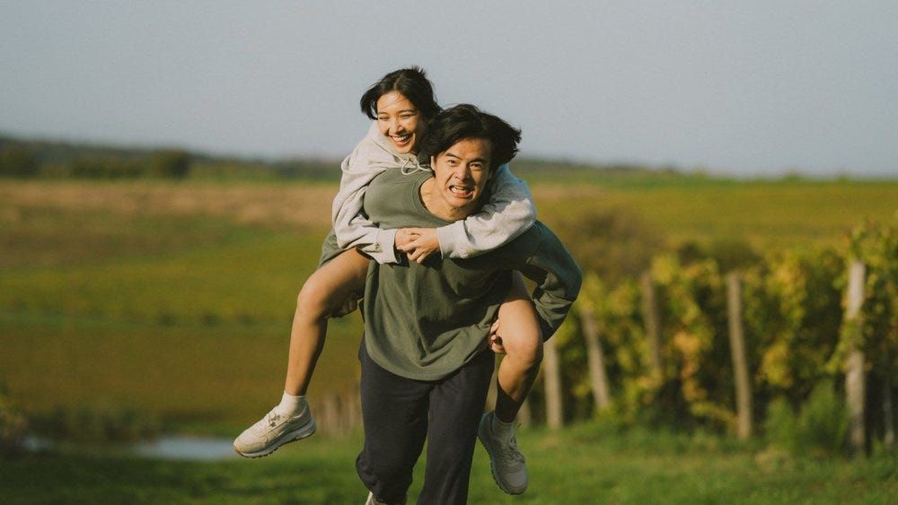 Sore: Melihat kata 'sementara' dalam tiga fasa