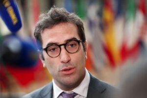 Spain backs EU efforts to use frozen Russian assets, cuts gas imports from Russia