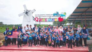 Tabika Kemas kebun Jambu Atuk Janis sempena kemerdekaan