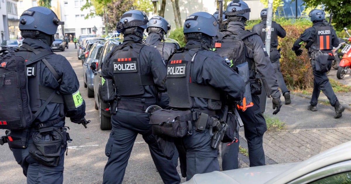 Teacher stabbed at German college, suspect arrested