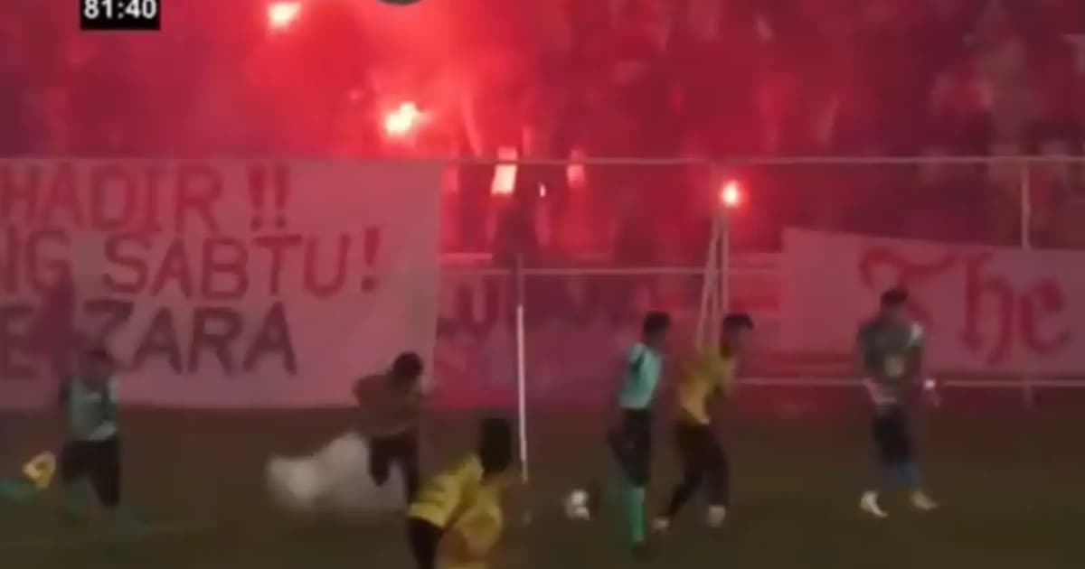 Terengganu FA to summon organiser after fireworks, flares disrupt league match