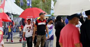 Thousands brave rain to enjoy Karnival Jom Heboh concert in Sarawak