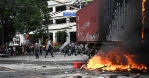 Thousands join protest against corruption in the Philippines
