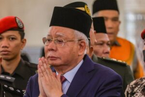 Titah Adendum: Najib gagal masuk bukti baharu, AGC gagal dapat larangan bersuara
