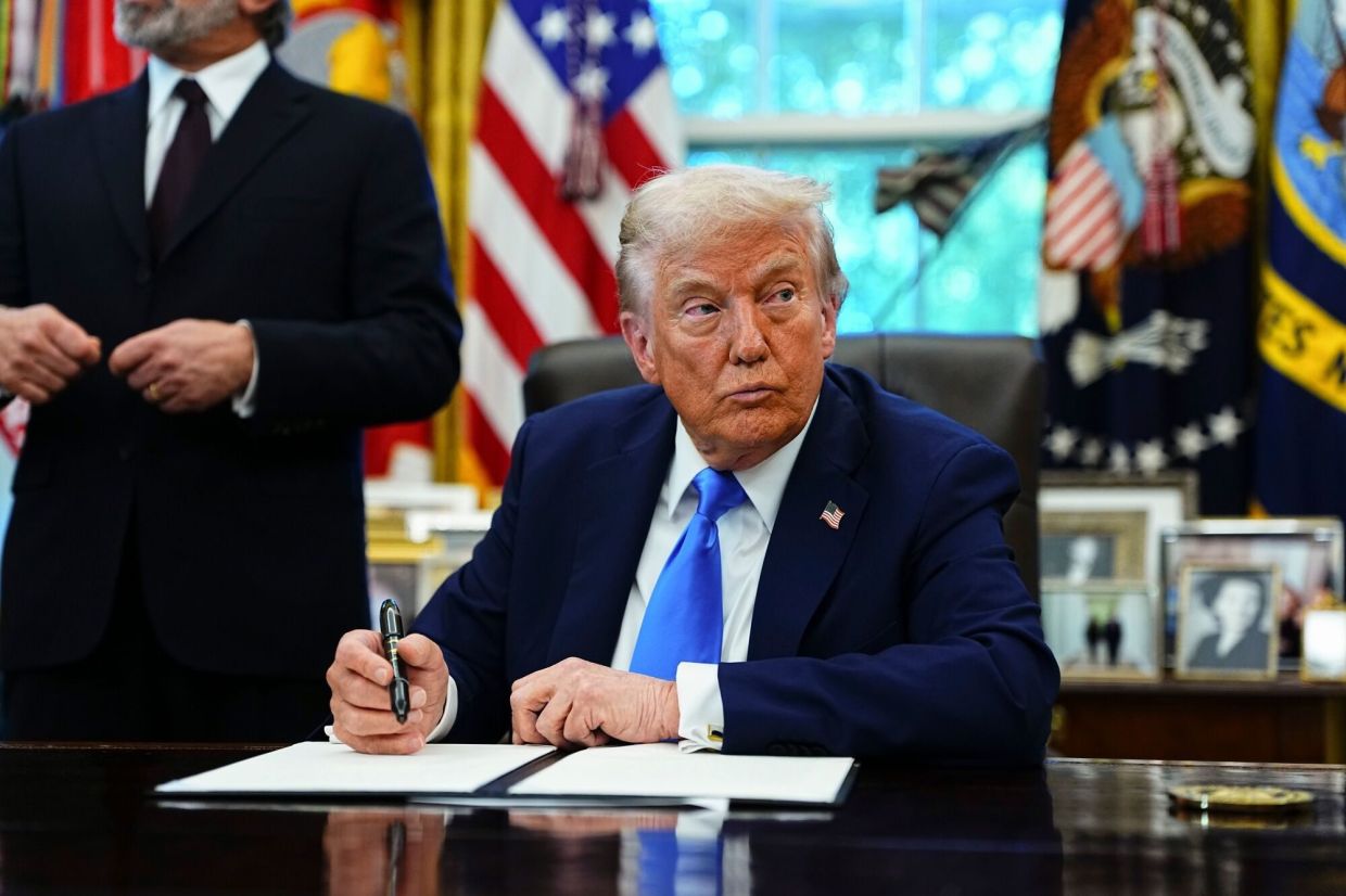 Trump raises fee for high-tech H-1B visa to US$100,000