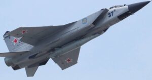 Trump says Nato nations should shoot down Russian jets breaching airspace