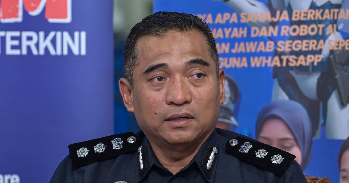 Two arrested after viral mob attack on car driver in Kuantan
