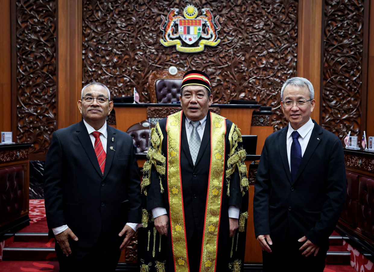 Two senators sworn in on Sept 24