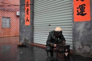 Typhoon Ragasa hits southern China after causing deaths in Taiwan